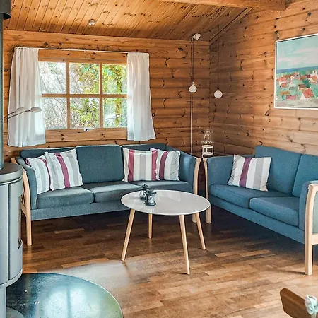 2 Bedroom Nice Home In Knebel Knebel